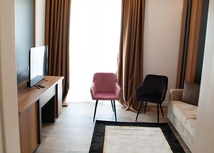 Hilal Palace - Halal * גולם