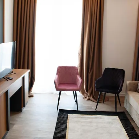 Hilal Palace - Halal * Golem