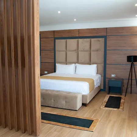 Hilal Palace - Halal