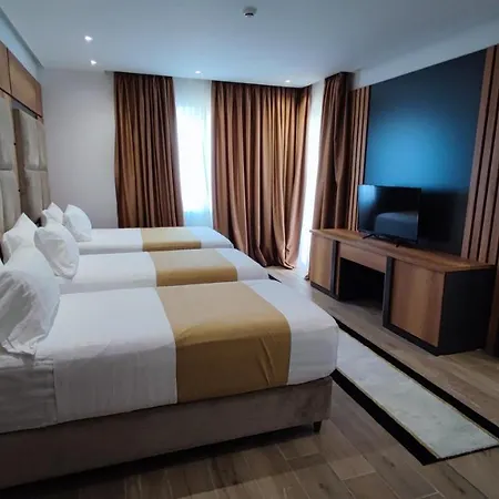 Hilal Palace - Halal Otel Golem (Tirana)