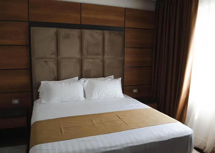 Hilal Palace - Halal