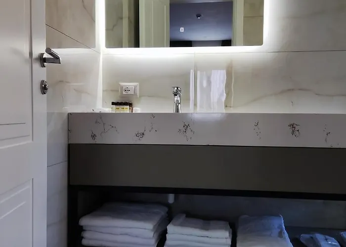 Hilal Palace - Halal Otel